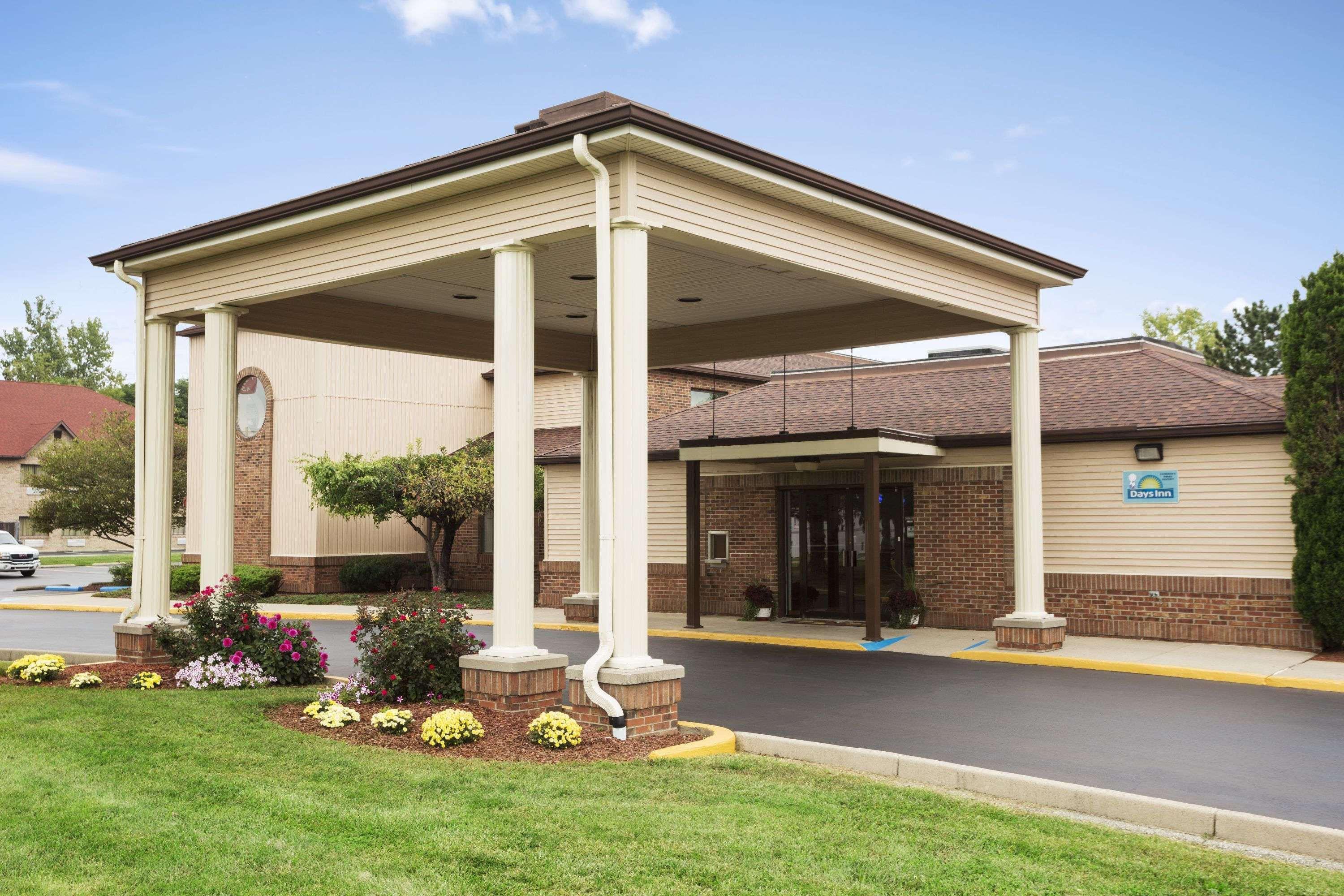 Days Inn By Wyndham Middletown Exterior photo